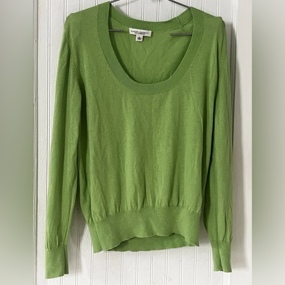 Banana Republic Bright Green Scoop Neck Sweater - Picture 10 of 10